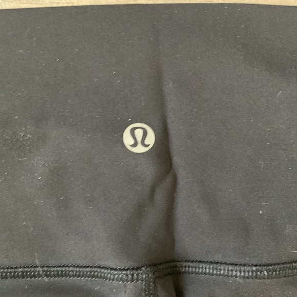 Lululemon black leggings - Picture 6 of 7